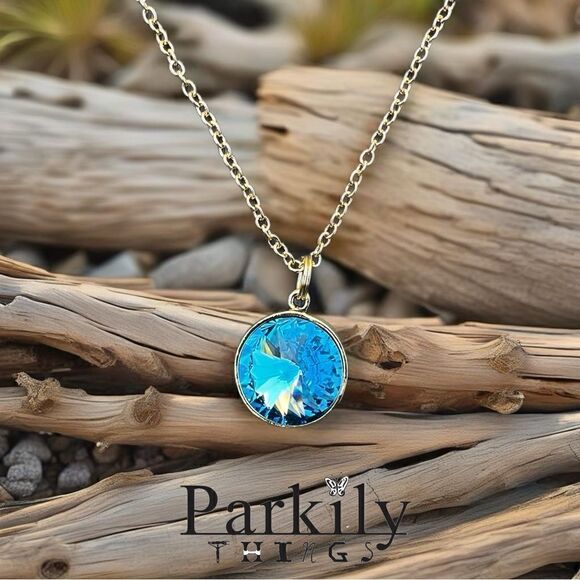 Handcrafted necklace with aquamarine Swarovski crystal and chain - Picture 2 of 5